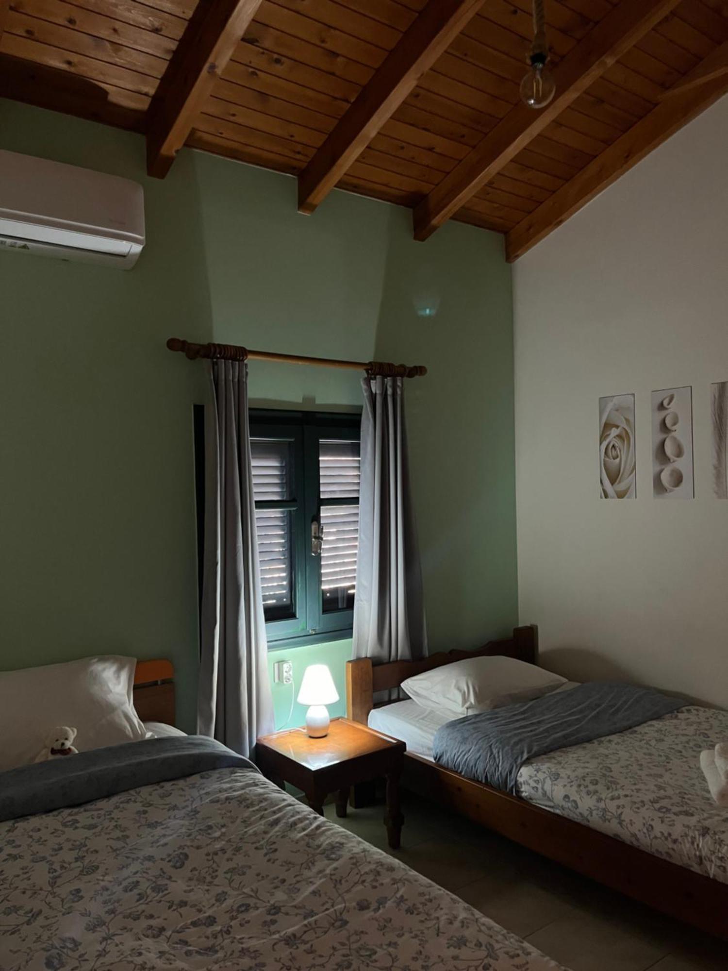 Tholos Alexandra'S Beachfront House Kavoúsion Екстериор снимка